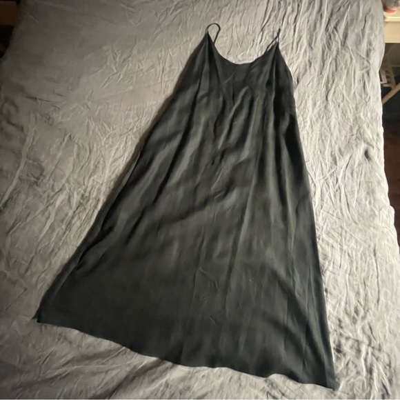 KOTN Tahia Dress in Black | BNWT | *ALTERED* - Picture 5 of 8